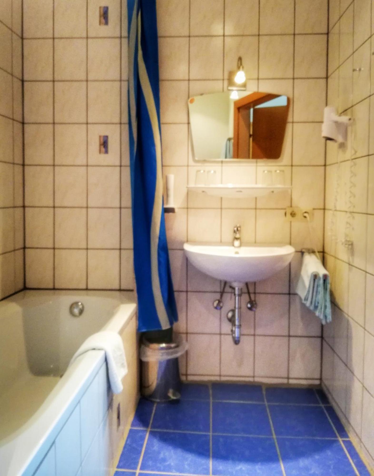 Familie Zuser Hotel Garni ミッターバッハ エクステリア 写真