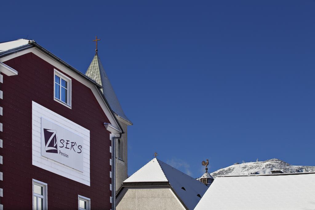 Familie Zuser Hotel Garni ミッターバッハ エクステリア 写真