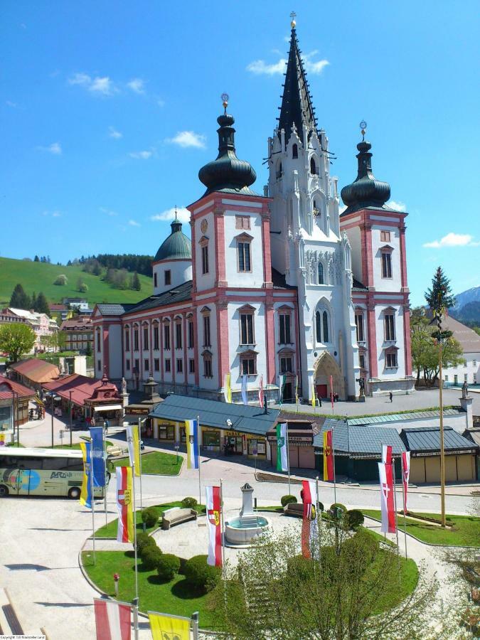 Familie Zuser Hotel Garni ミッターバッハ エクステリア 写真